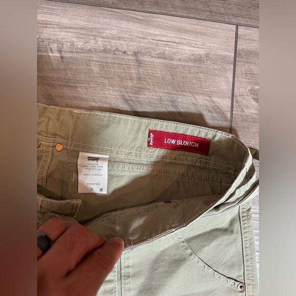 Women’s Levis Tan Low Slouch Trooper Size XL Hiking Pants Pockets - Picture 4 of 6